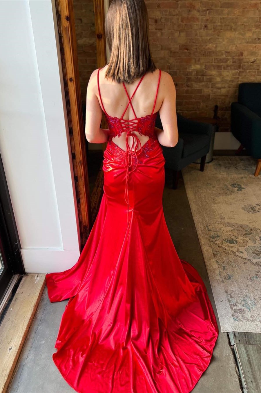 Red Appliques Lace-Up Mermaid Long Formal Dress with Slit