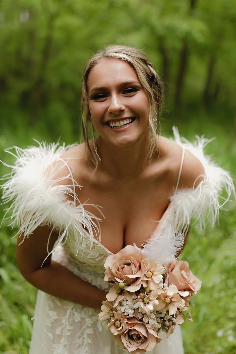 White Off-Shoulder V-Neck Lace Appliques A-Line Prom Dress with Feathers
