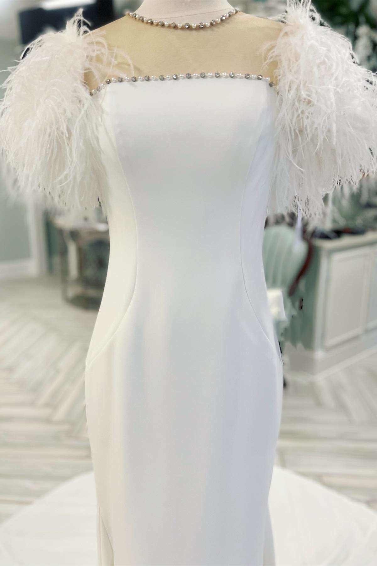 White Feather Illusion Neck Mermaid Long Bridal Gown