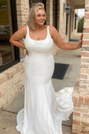 White Square Neck Backless Trumpet Wedding Dress