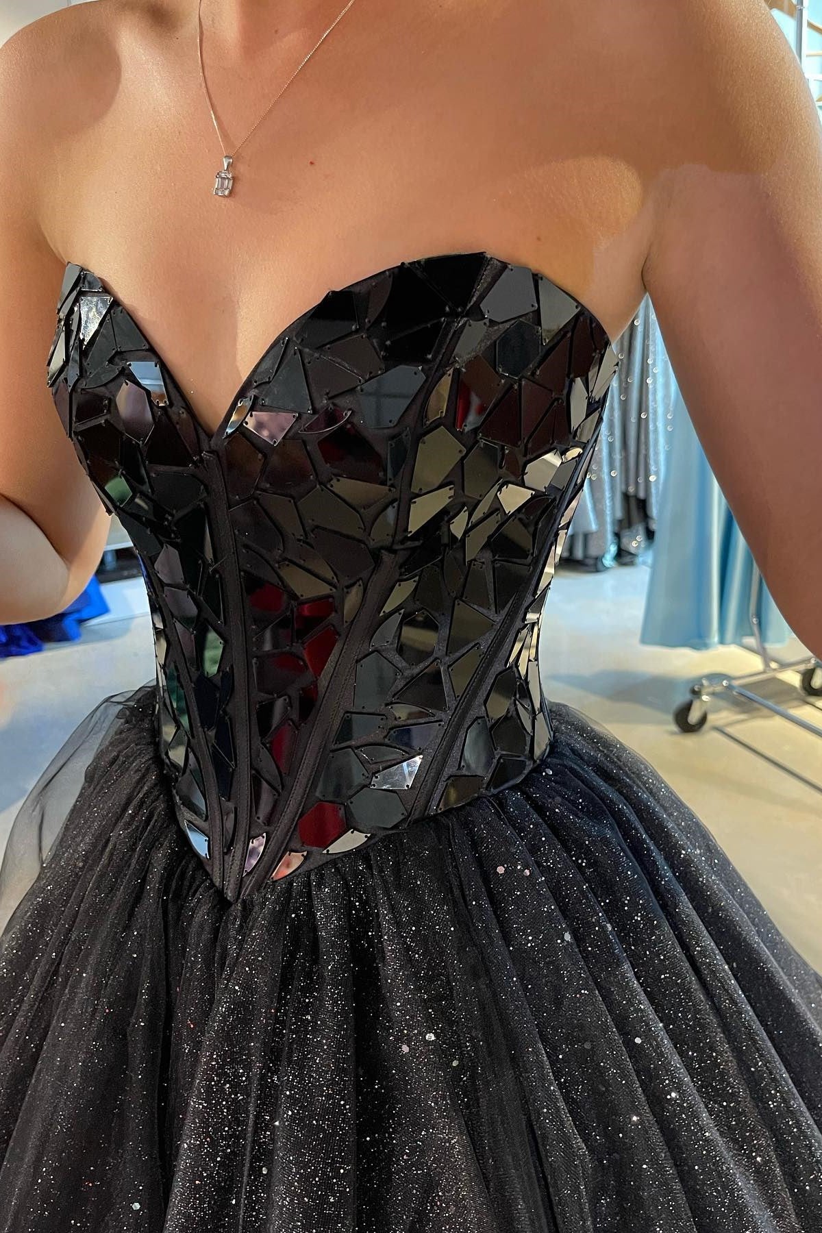 Princess Black Cut Glass Mirror Sweetheart A-Line Long Prom Gown