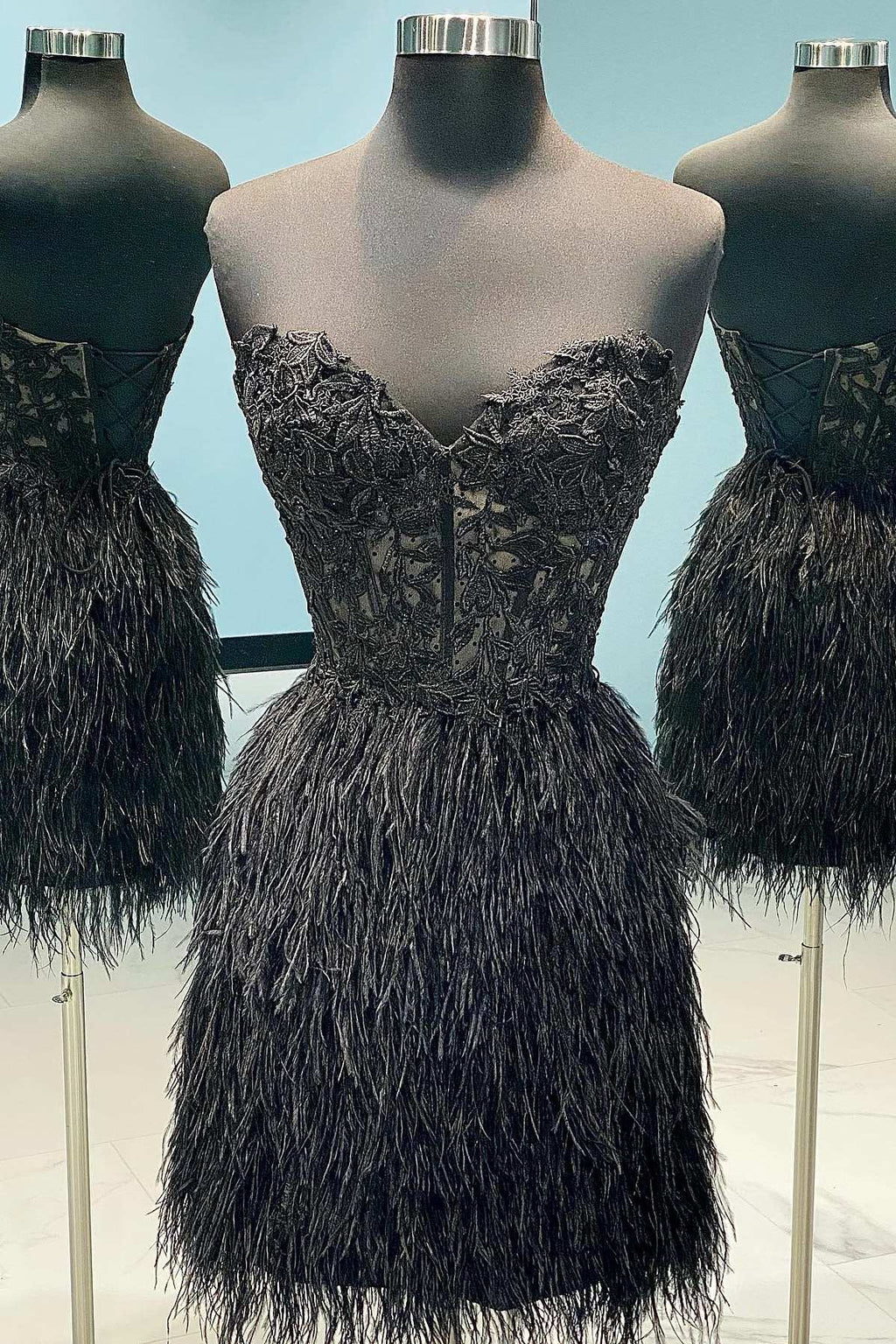 Black Feathers Strapless Short Homecoming Dress – Modsele
