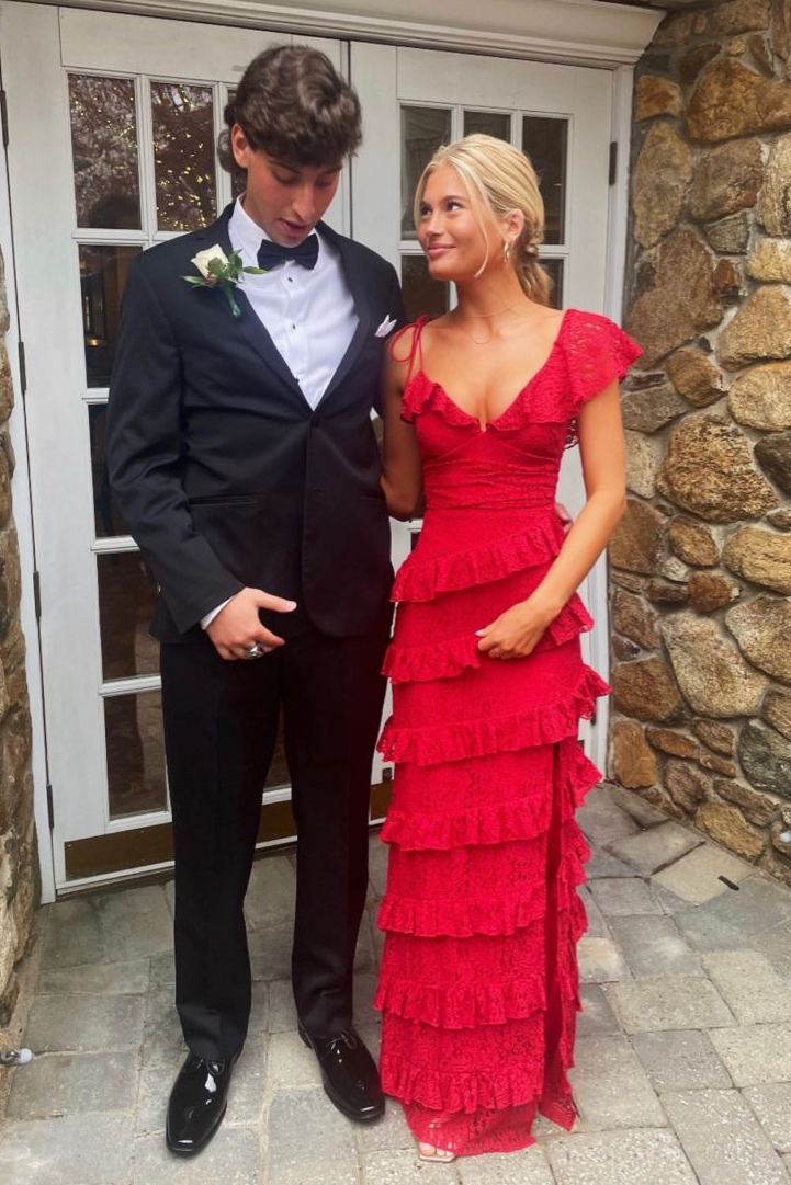 Elegant V-Neck Straps Ruffles Lace Sleeveless Long Prom Dress