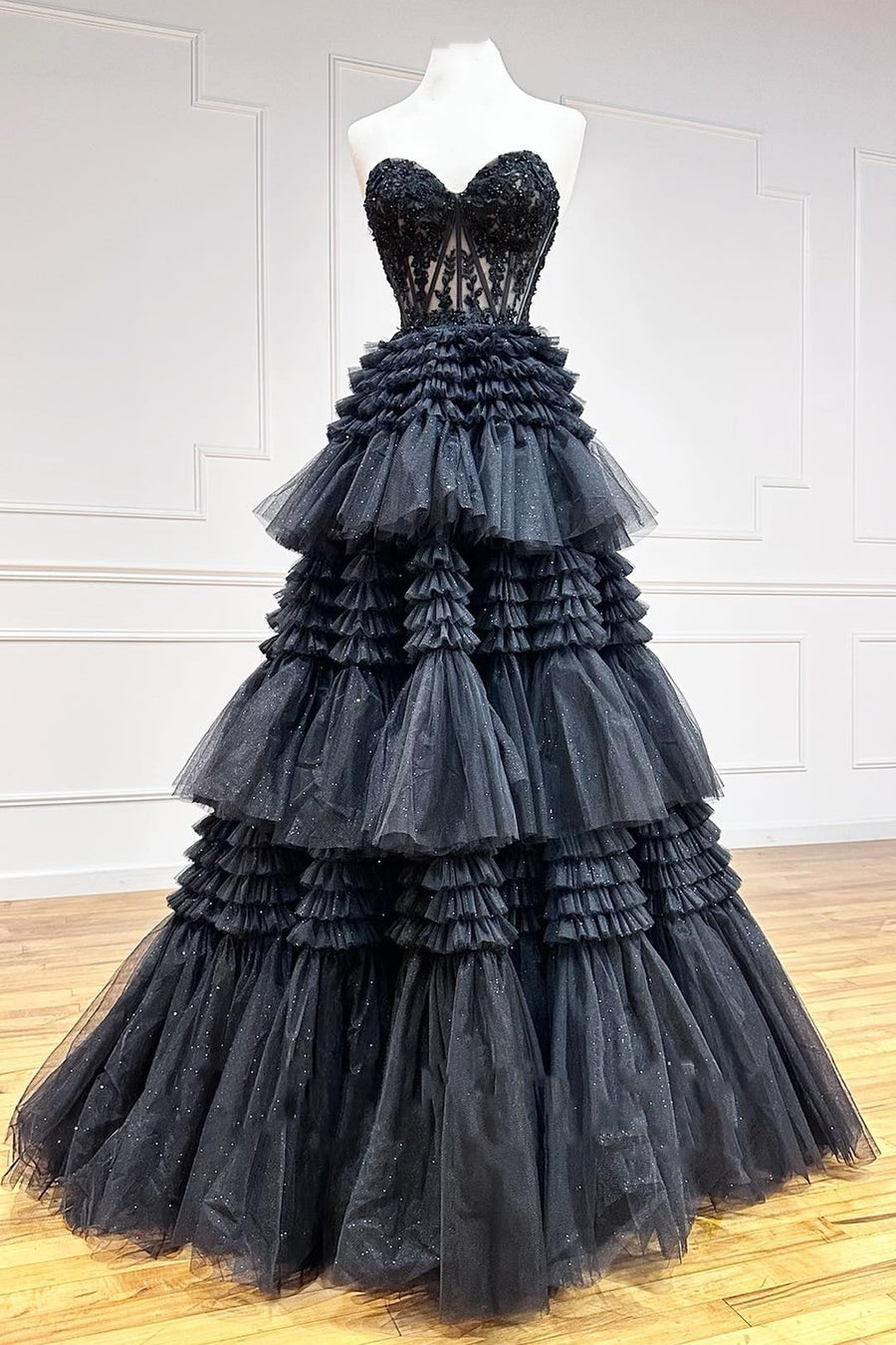 Black Tulle Sweetheart Tiered A-Line Long Prom Dress with Ruffles