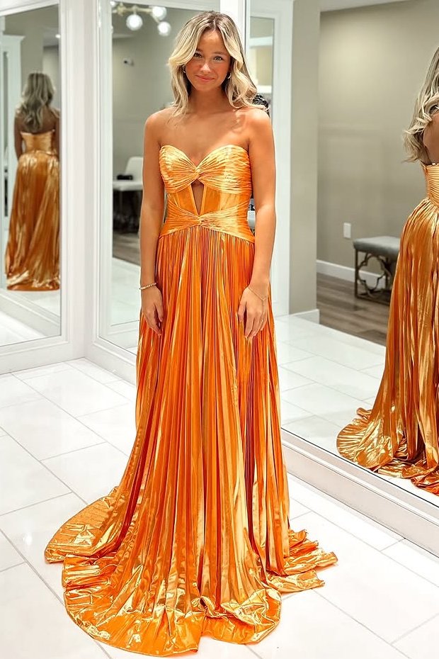 Strapless A-Line Empire-Waist Keyhole Pleated Metallic Prom Dress