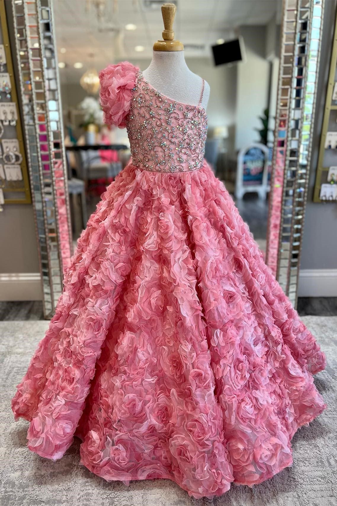 Pink pageant outlet dresses