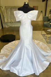 White Off-the-Shoulder Bow Trumpet Long Wedding Dress