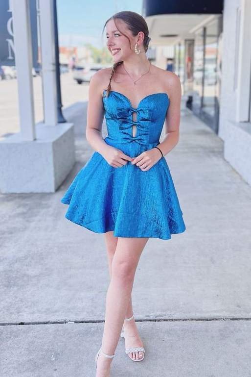 Strapless Blue A-line Short Homecoming Dress with Bow