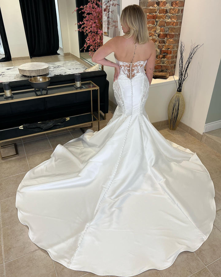 White Satin Lace Strapless Trumpet Long Wedding Dress