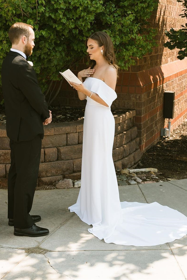 Elegant White Off-the-Shoulder Mermaid Long Wedding Dress