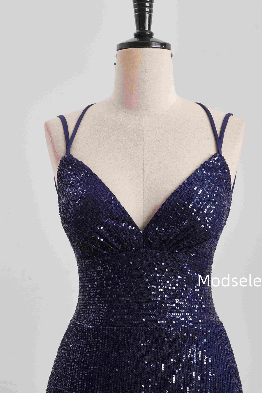 Navy Blue Spaghetti Straps V-Neck Sequined Tight Homecoming Dress