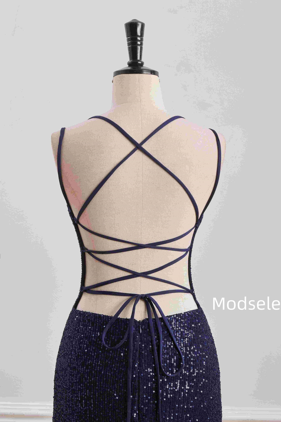 Navy Blue Spaghetti Straps V-Neck Sequined Tight Homecoming Dress
