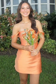Elegant Off-Shoulder Satin Pleats Mini Party Homecoming Dress