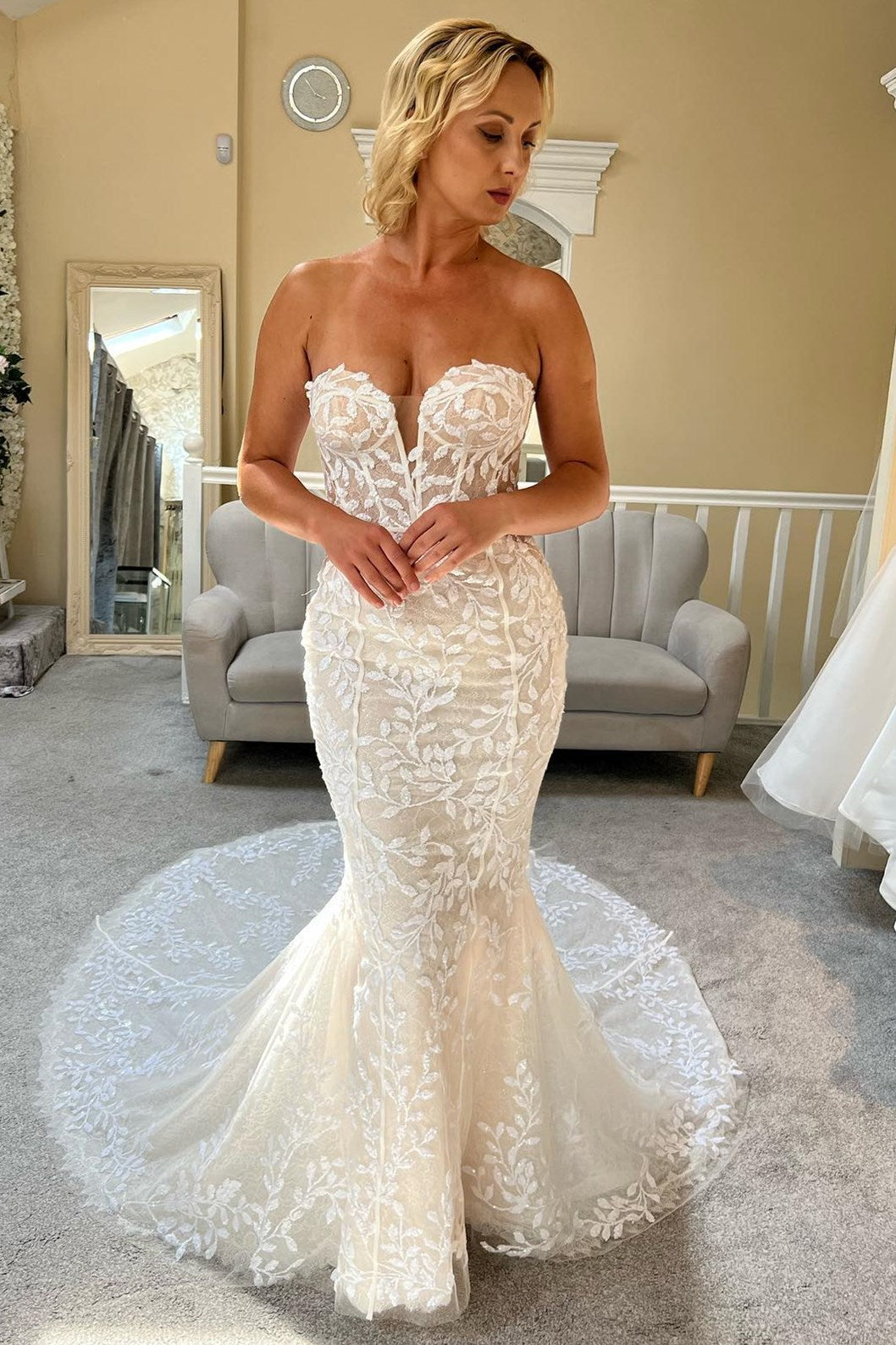 Ivory Lace Strapless Trumpet Long Wedding Dress  Modsele