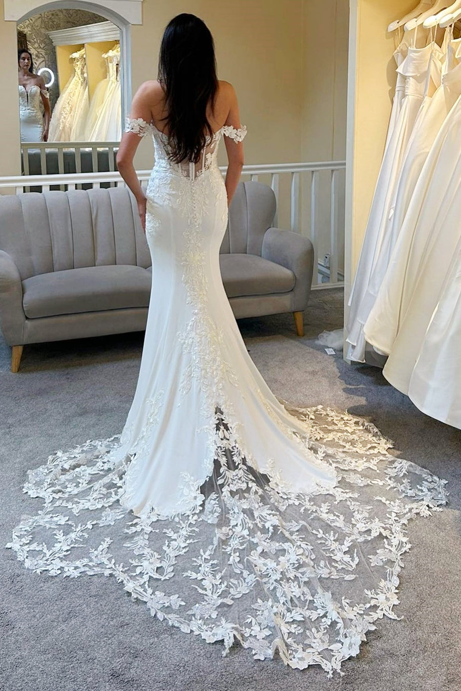 scalloped lace wedding dress Stunning Plunge Neck Mermaid Bridal Gown with Scalloped Lace Train Wedding Dress AWD2031