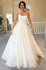 White Tulle Strapless A-Line Long Wedding Dress