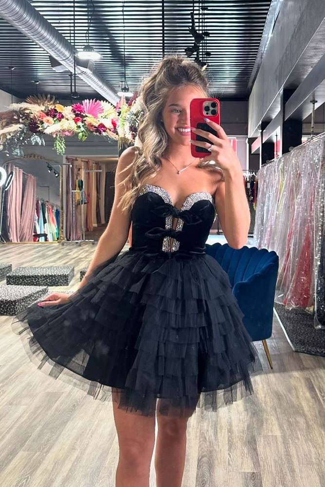 Black Strapless Velvet Beaded Multi-Layer Tulle Homecoming Dress