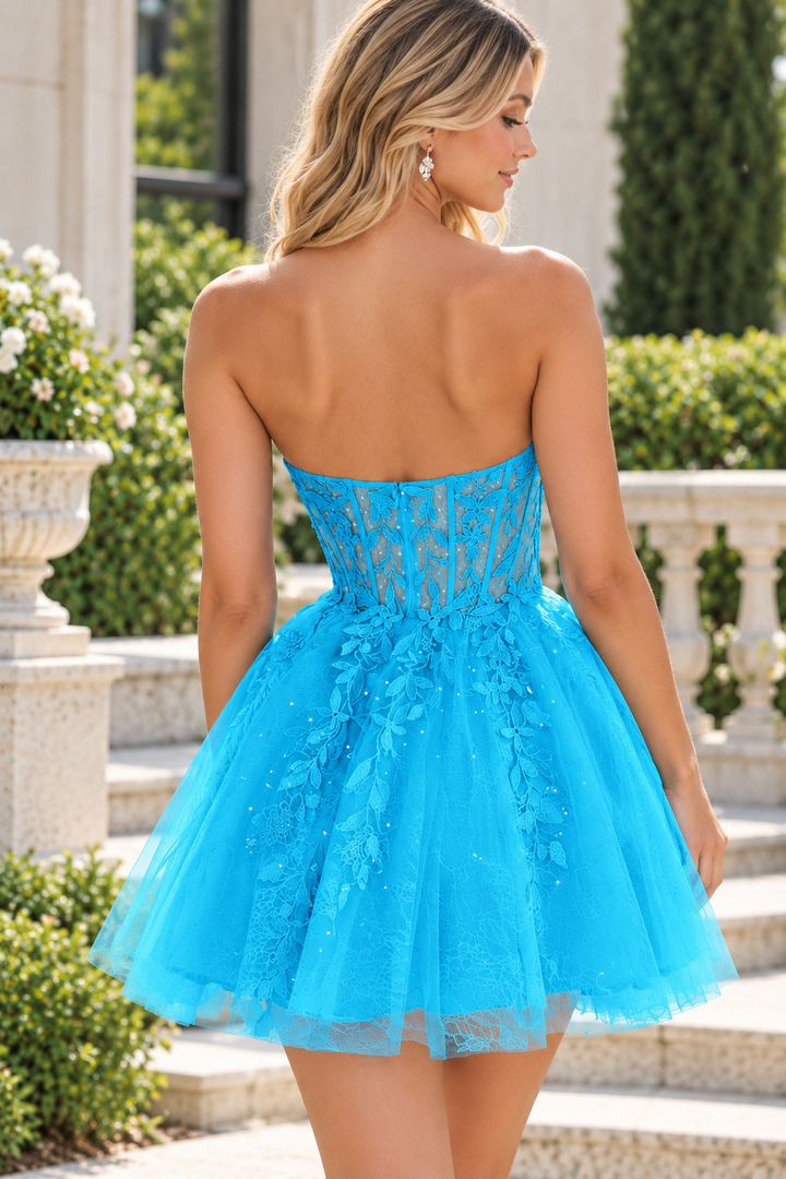 A-Line Strapless Empire-Waist Sweetheart Tulle Short Homecoming Dress with Lace Appliques