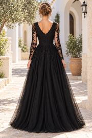 Black A-Line V-Neck Long Sleeves Tulle Appliques Prom Dress with Slit