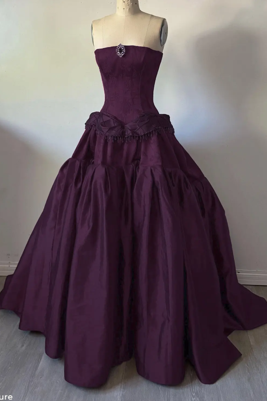 Classy A-Line Strapless Ruched Empire-Waist Sleeveless Long Prom Dress