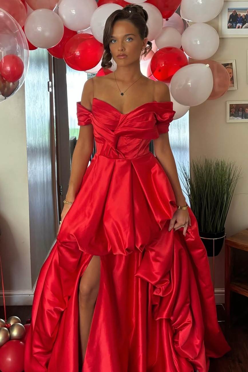 Gorgeous Red A-Line Empire-Waist Ruched Off-Shoulder Long Prom Dress