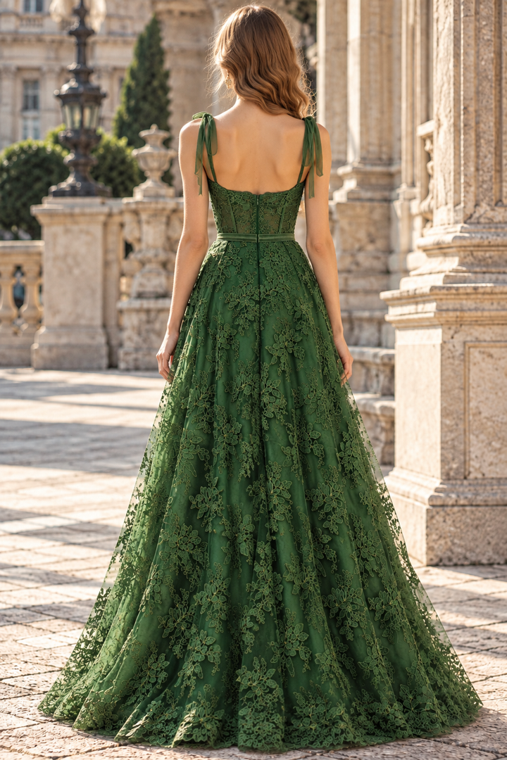 Green A-Line Straps Empire-Waist Lace Appliques Empire-Waist Sweetheart Long Prom Dress