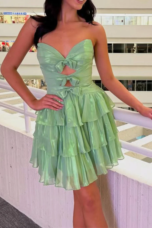 Green V-Neck A-Line Strapless Keyhole Tiered Empire-Waist Short Homecoming Dress