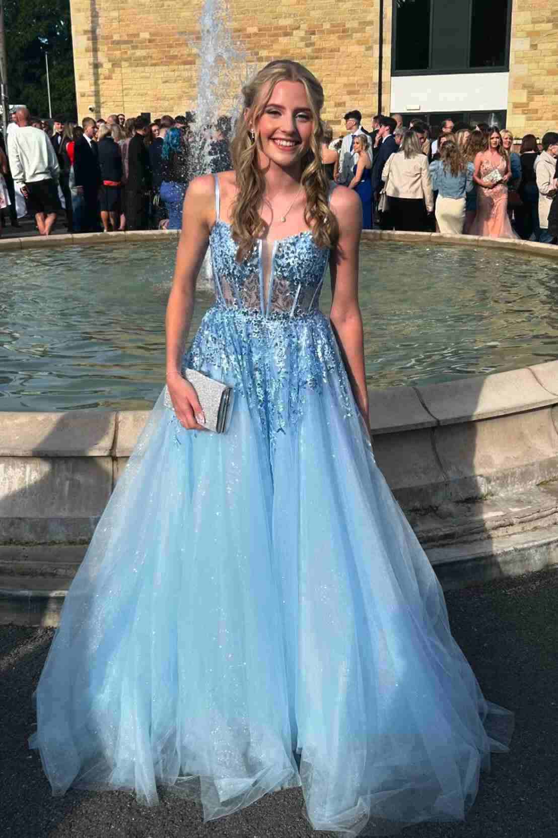 Light Blue A-Line Empire-Waist Sleeveless Deep V-Neck Appliques Tulle Long Prom Dress