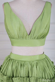 Two-Piece Green Taffeta V-Neck Ruffle Ball Gown