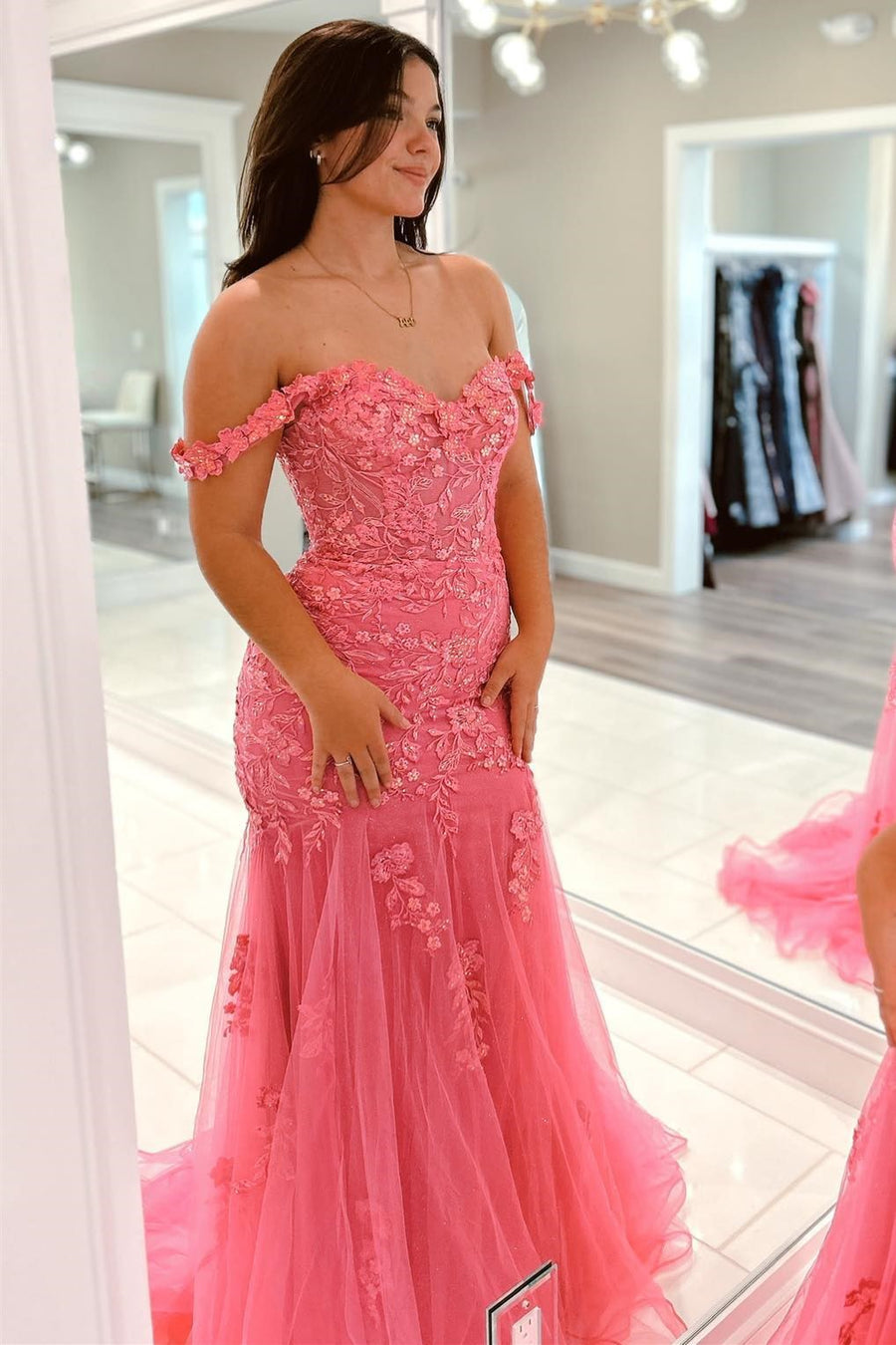 Pink Tulle Appliques Off-the-Shoulder Trumpet Long Prom Dress