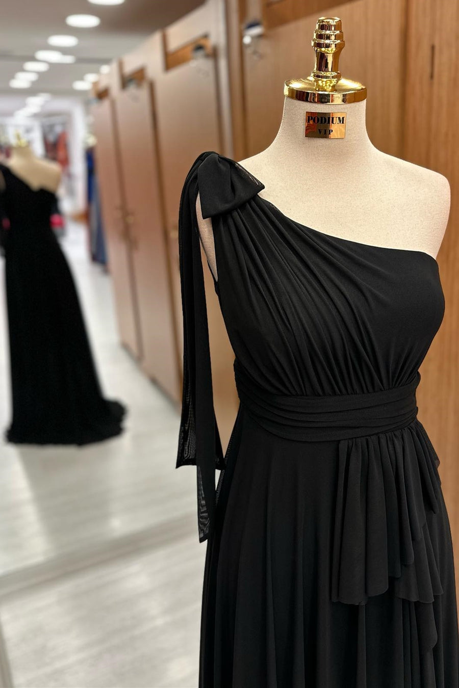 One-Shoulder A-Line Chiffon Maxi Dress in Black