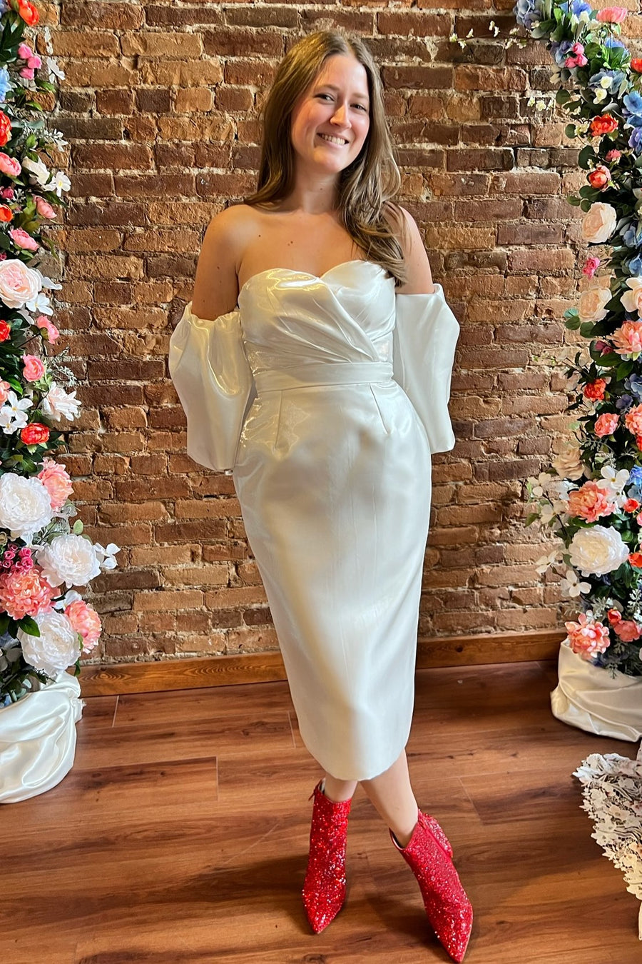White Sweetheart Midi Reception Dress with Detachable Sleeves Modsele White Sweetheart Midi Reception Dress with Detachable Sleeves Modsele