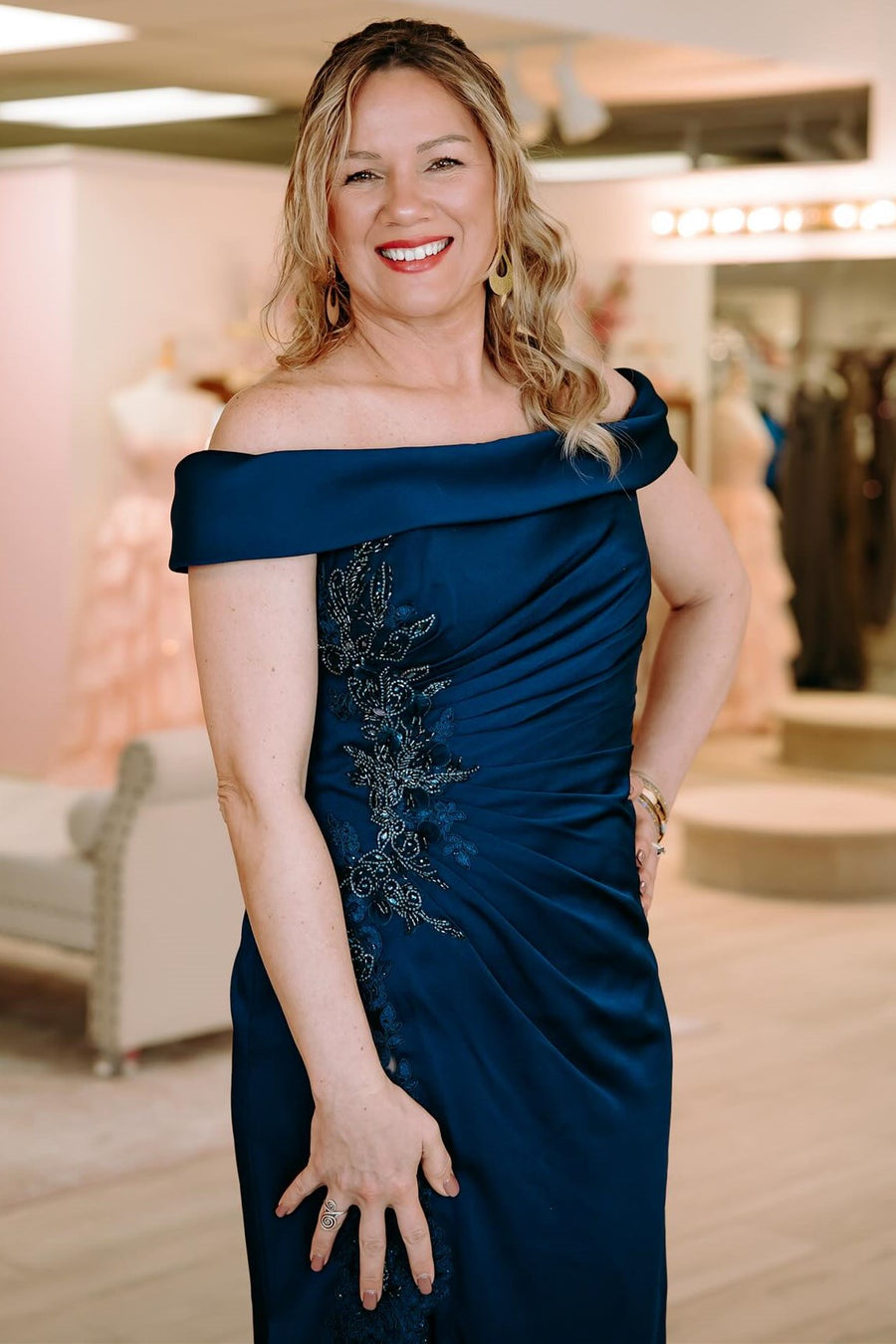 Off-the-Shoulder Navy Blue Mother's Gown with Appliques