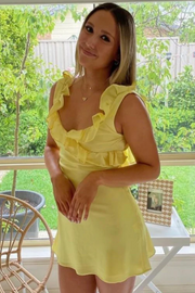 Yellow Straps Ruffles Satin Pleats Short Homecoming Dress