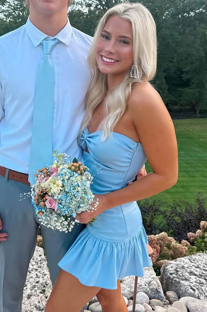 Blue Strapless Keyhole Pleats Sleeveless Tight Homecoming Dress