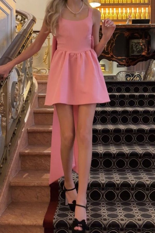 Classy Pink Straps A-Line Satin Big Bow Short Party Homecoming Dress