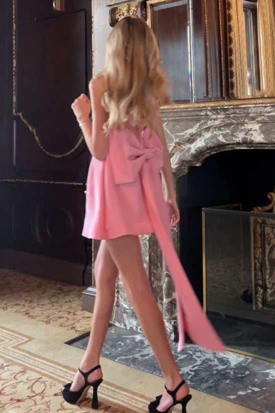 Classy Pink Straps A-Line Satin Big Bow Short Party Homecoming Dress