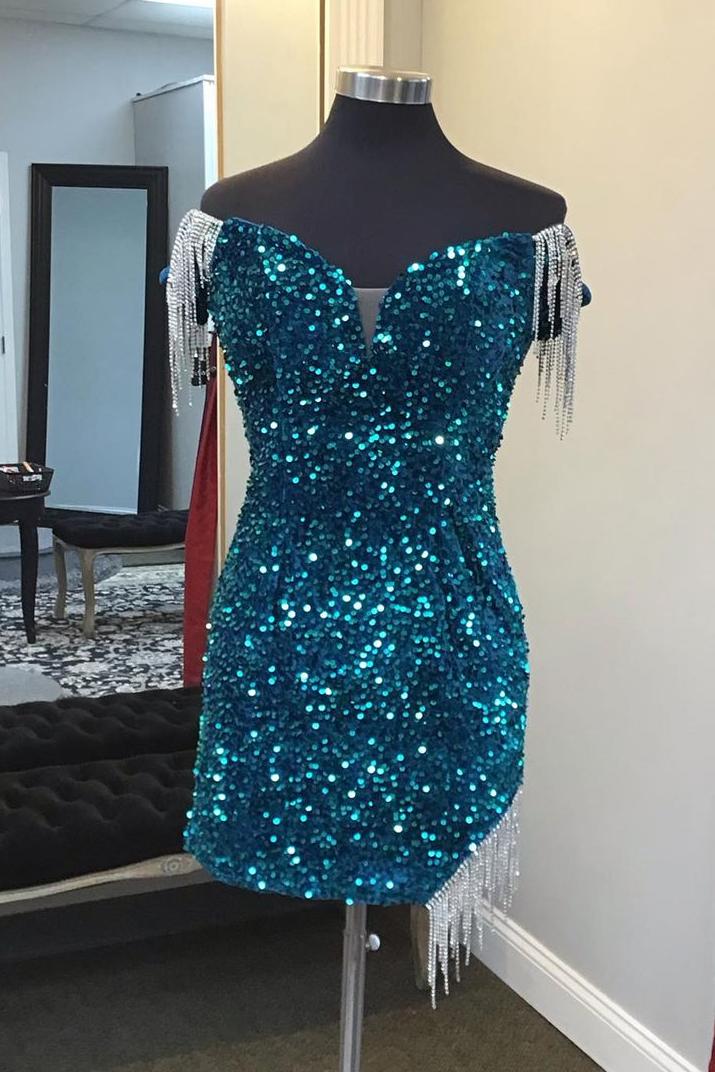 Off-Shoulder V-Neck Sequined Fringes Bodycon Homecoming Cocktail Dress