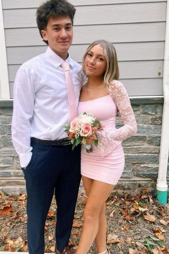 Pink Lace Long Sleeves Pleats Scoop Neck Mini Homecoming Party Dress