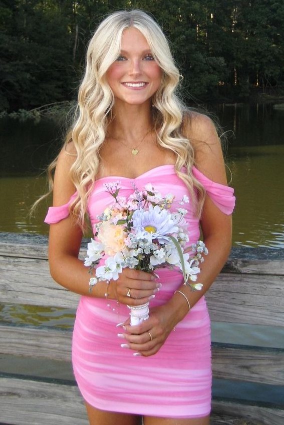 Pink Off-Shoulder Sweetheart Pleats Tight Party Homecoming Dress