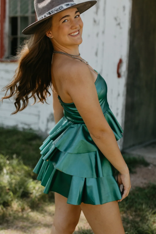 A-Line Strapless Empire-Waist Ruffles Metallic Short Homecoming Dress