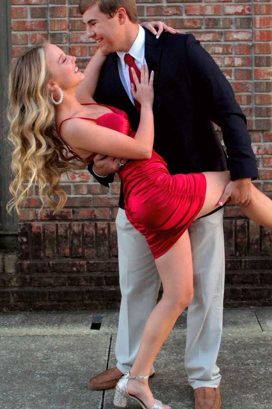 Red Spaghetti Straps V-Neck Ruched Sleeveless Tight Homecoming Dress