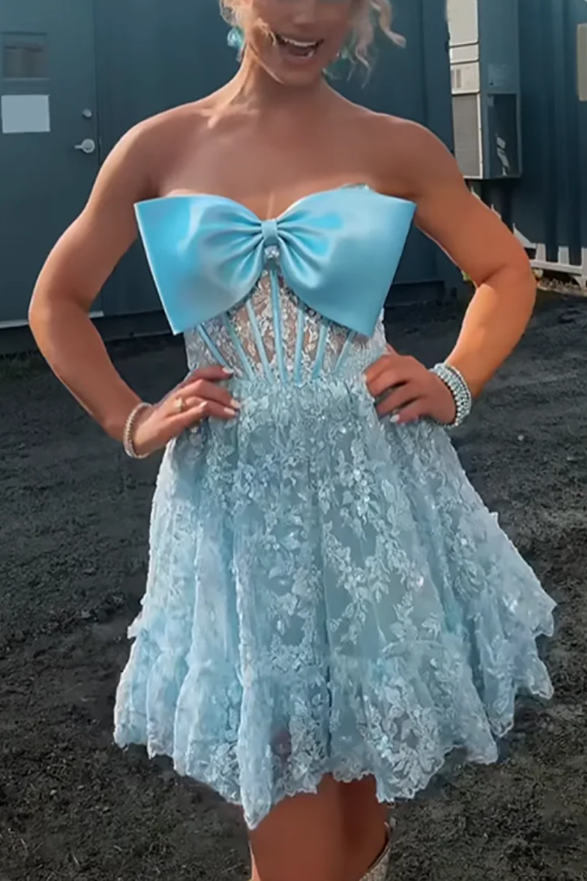Blue A-Line Bow Strapless Lace Appliques Sleeveless Homecoming Dress
