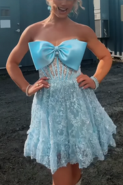 Blue A-Line Bow Strapless Lace Appliques Sleeveless Homecoming Dress