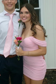Pink Off-Shoulder Pleats Sweetheart Tight Mini Homecoming Party Dress