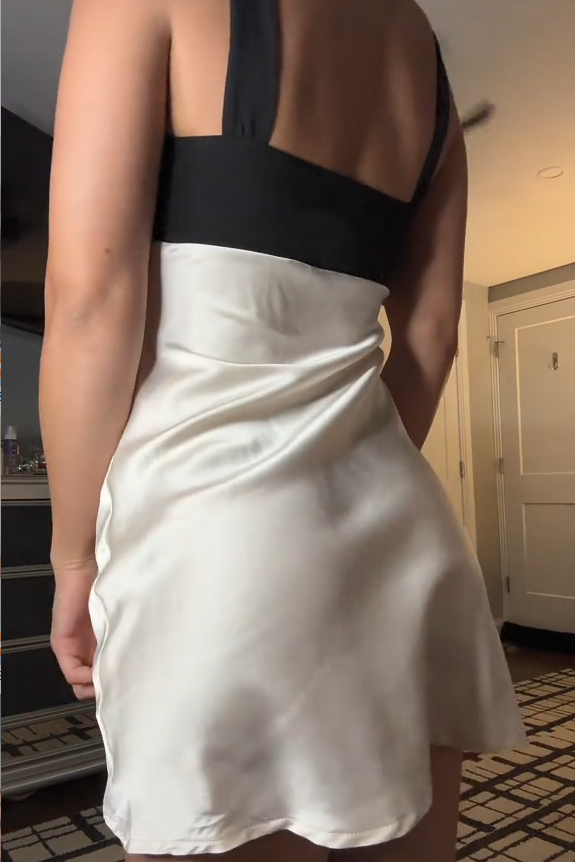 Chic Black&White Straps V-Neck Satin Sleeveless Mini Homecoming Party Dress