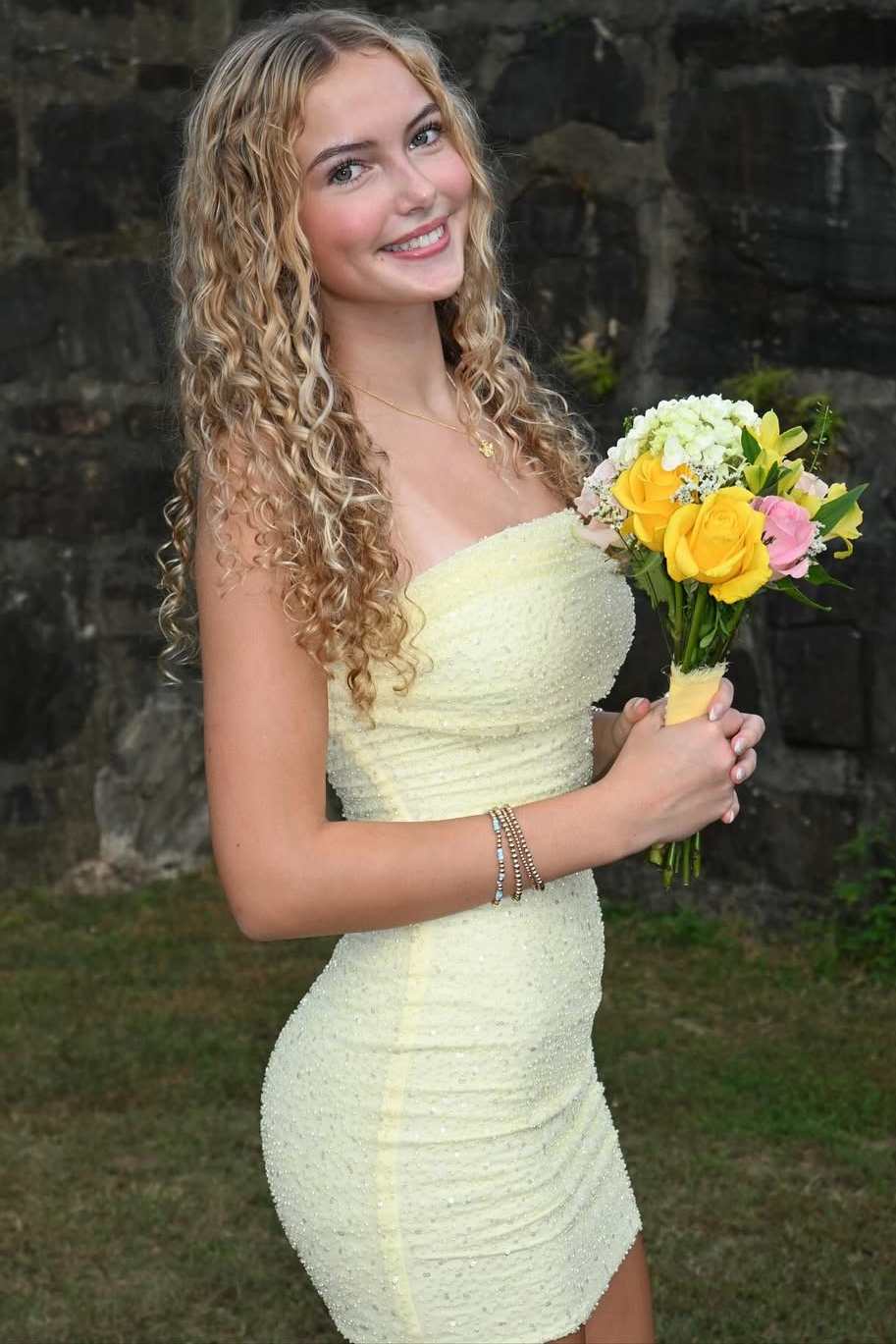 Cute Strapless Pleats Tight Glitter Sleeveless Party Homecoming Dress