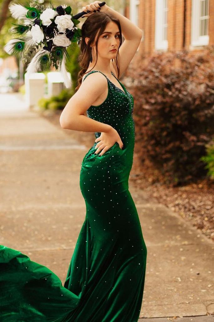 Elegant Green Mermaid Beading Straps Velvet Long Formal Prom Dress