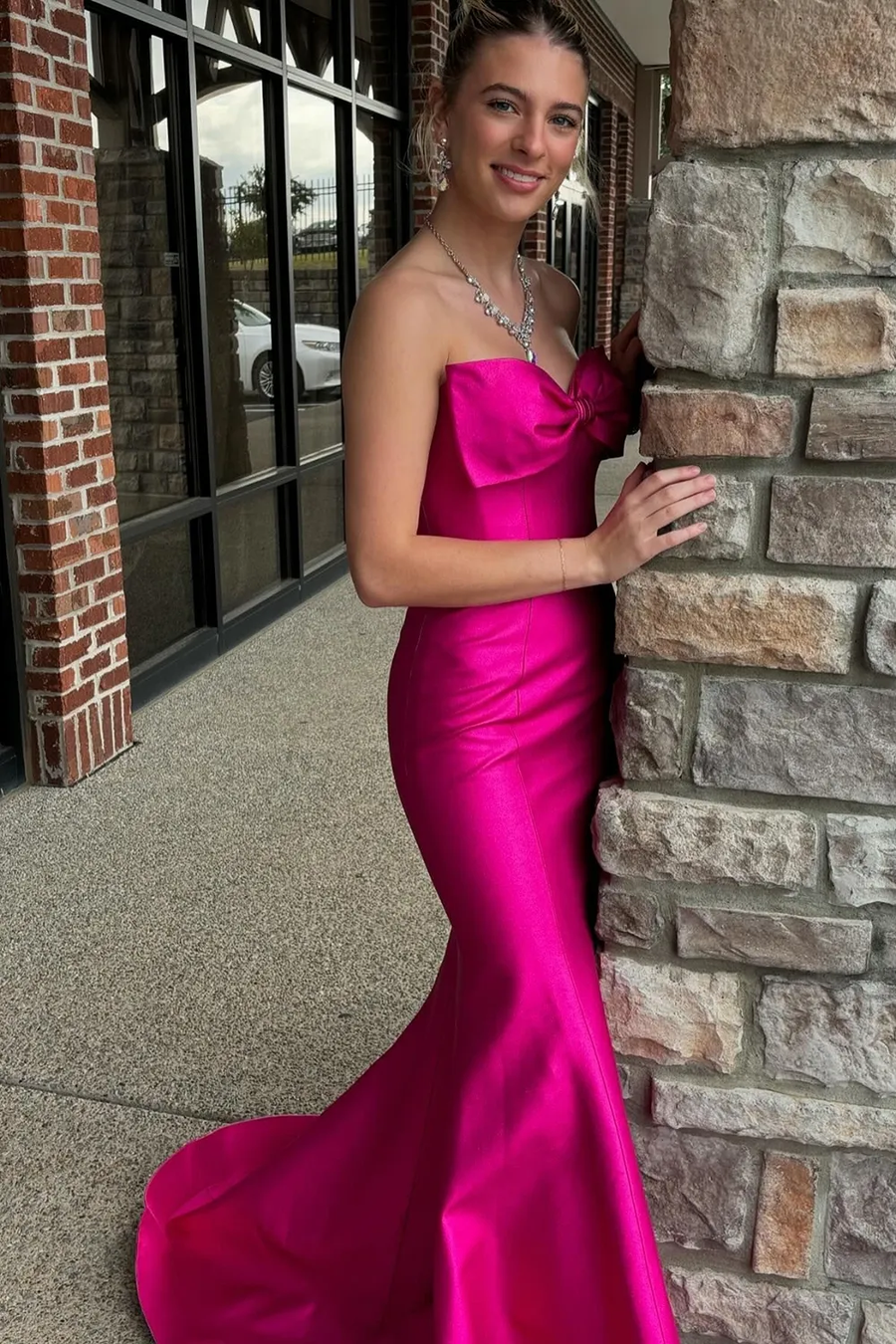 Classy Mermaid Strapless Bow Satin Ruched Sleeveless Long Prom Dress