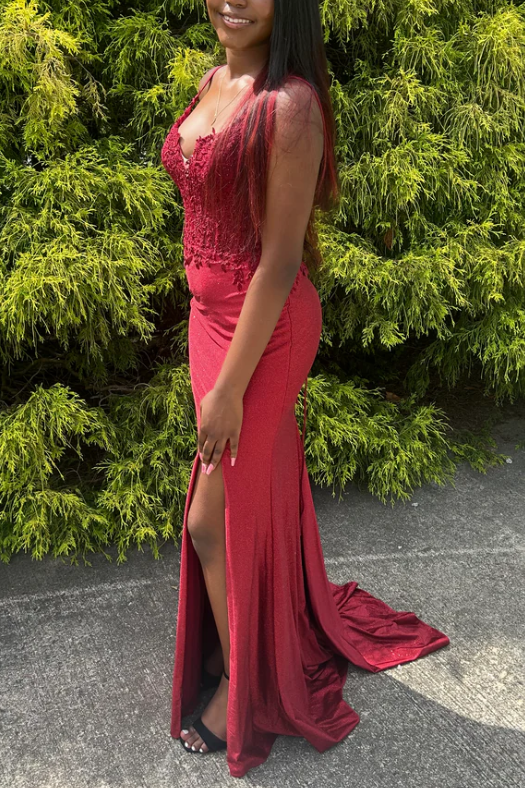 Mermaid Spaghetti Straps V-Neck Appliques Long Prom Dress with Slit